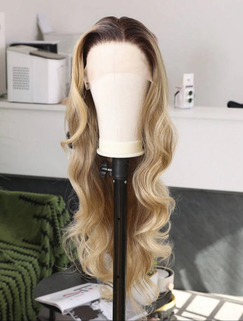 26" Beyonce Bombshell Wig (Human Blend)